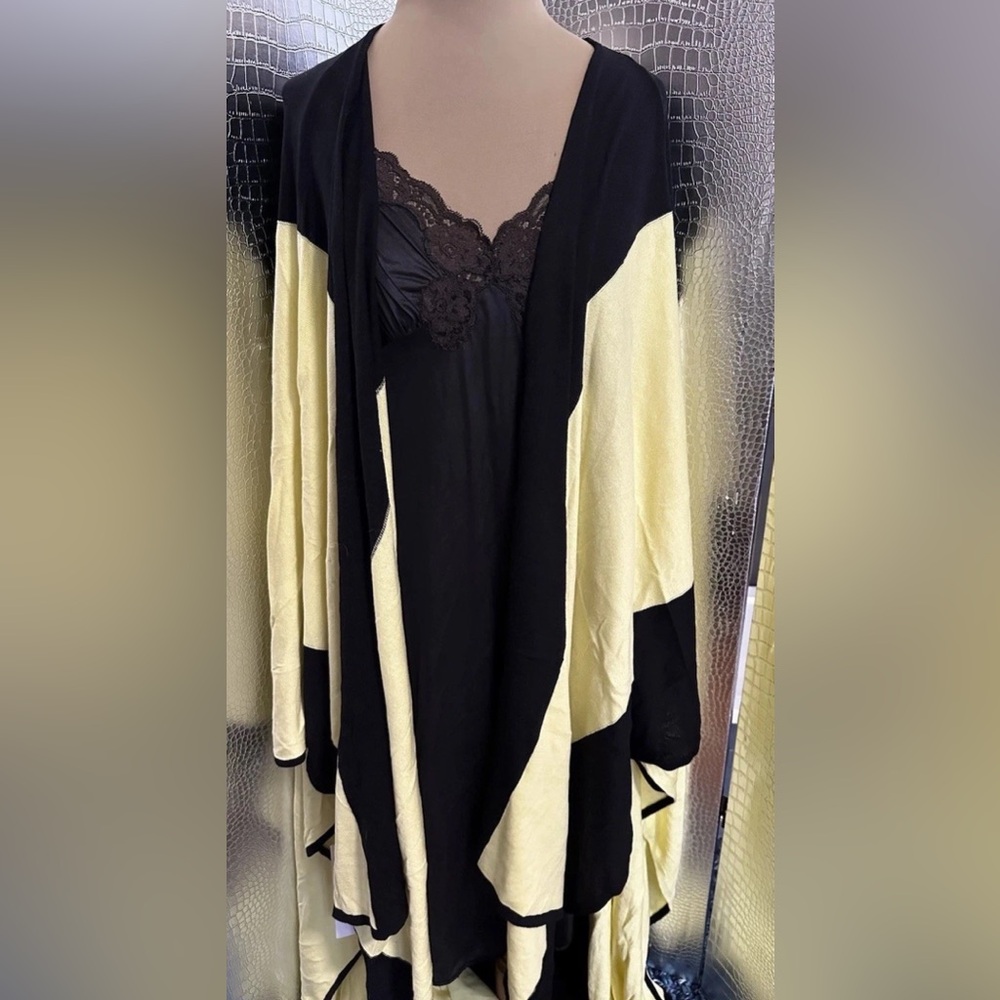 Victor Alfaro Sample Yellow And Black Wrap One of a Kind